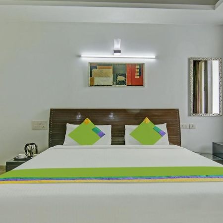 ホテルDreamz Hospitality グルガウン エクステリア 写真