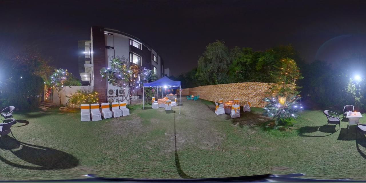ホテルDreamz Hospitality グルガウン エクステリア 写真